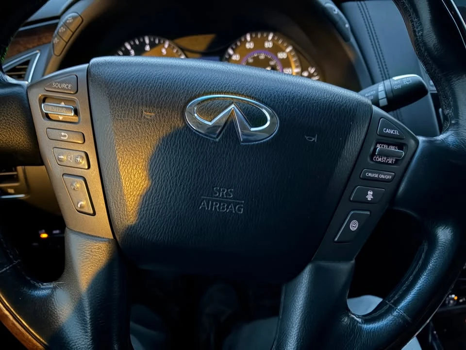 2011 Infiniti QX80 - Image 8 of 15