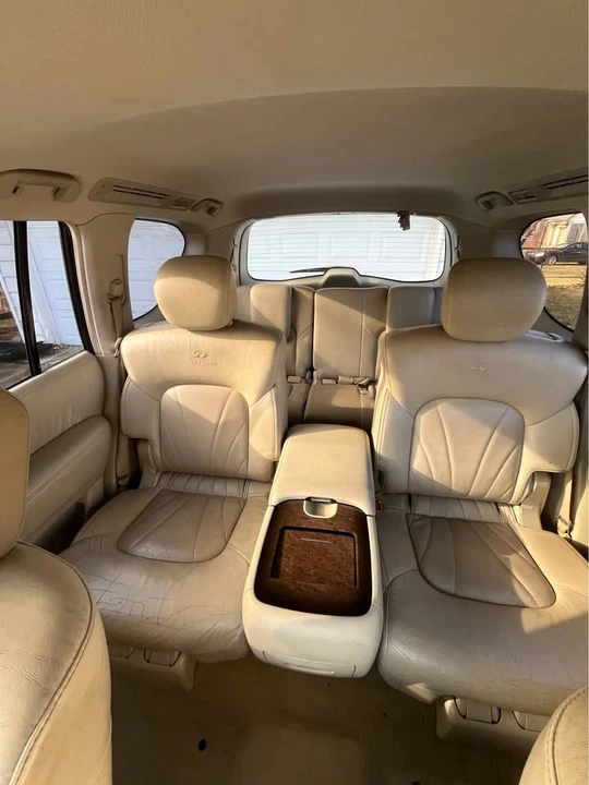 2011 Infiniti QX80 - Image 7 of 7