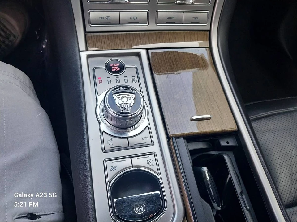 2011 Jaguar X250 XF - Image 13 of 16