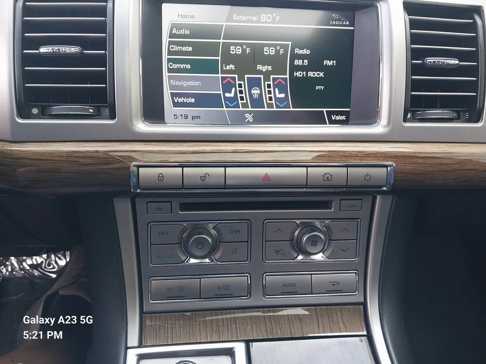 2011 Jaguar X250 XFR - Image 12 of 16