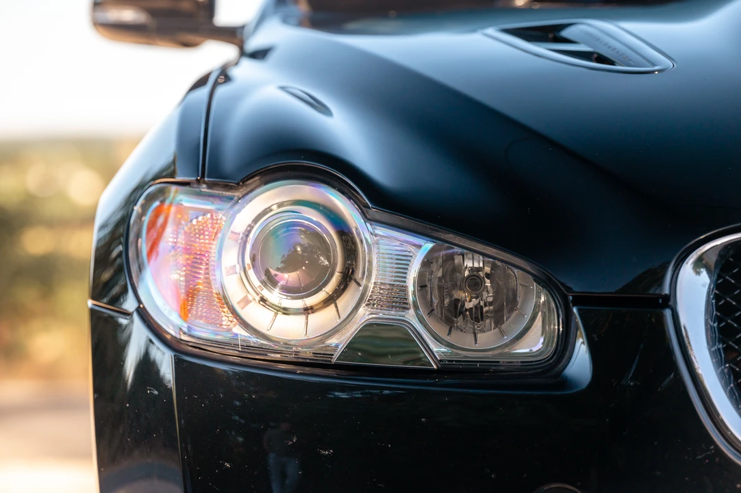 2011 Jaguar X250 XFR - Image 23 of 31