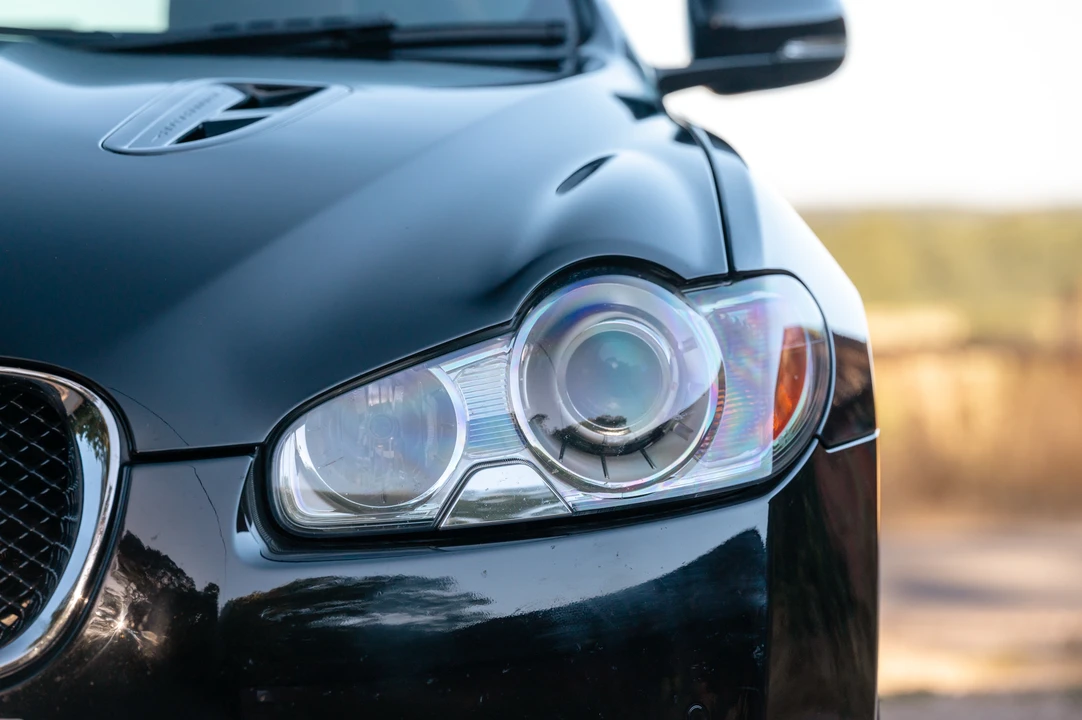 2011 Jaguar X250 XFR - Image 24 of 31