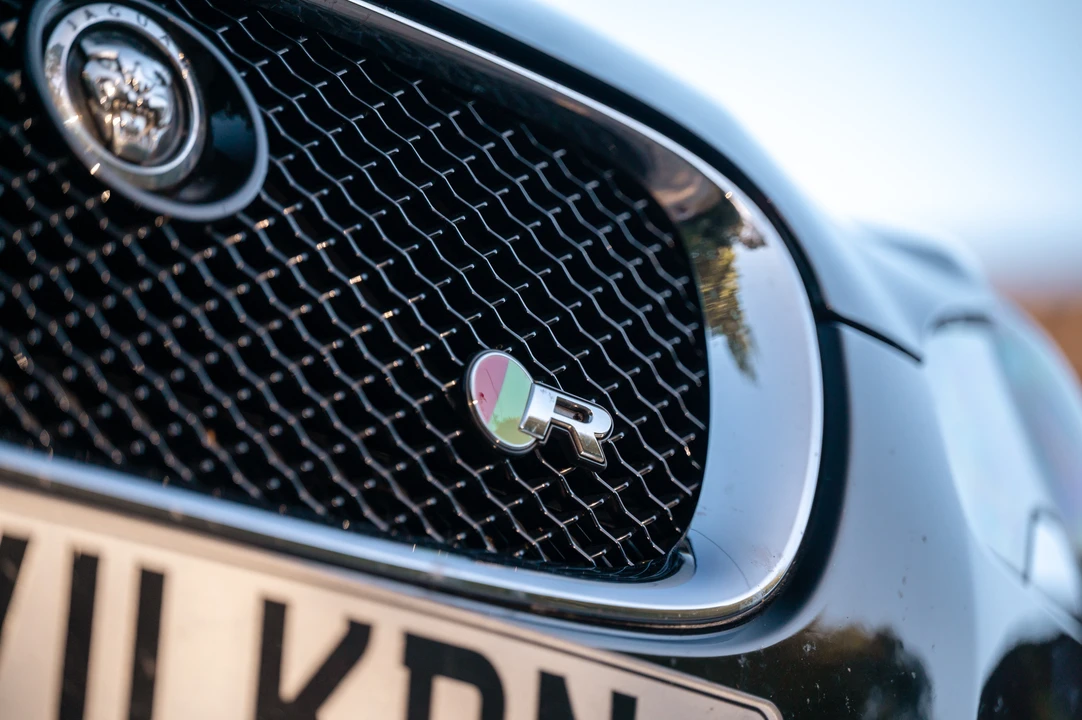 2011 Jaguar X250 XFR - Image 25 of 31