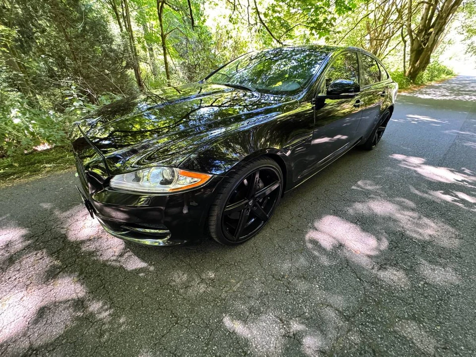 2011 Jaguar X351 XJ - Image 2 of 22