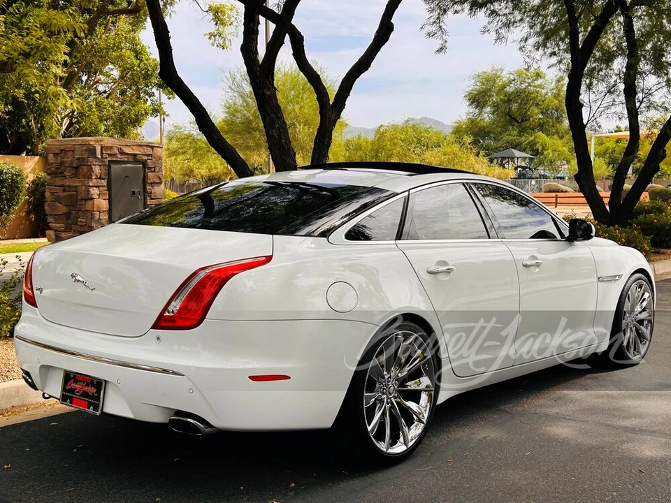 2011 Jaguar X351 XJ - Image 2 of 18