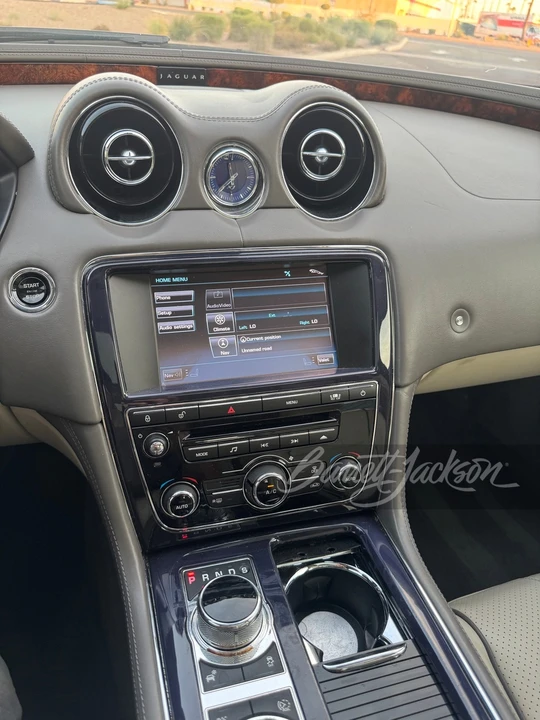 2011 Jaguar X351 XJ - Image 11 of 14