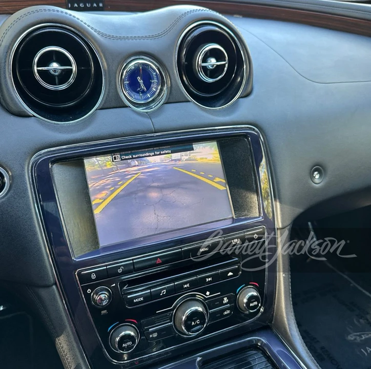 2011 Jaguar X351 XJ - Image 9 of 14