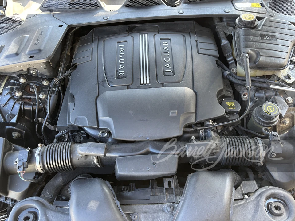 2011 Jaguar X351 XJ - Image 4 of 12