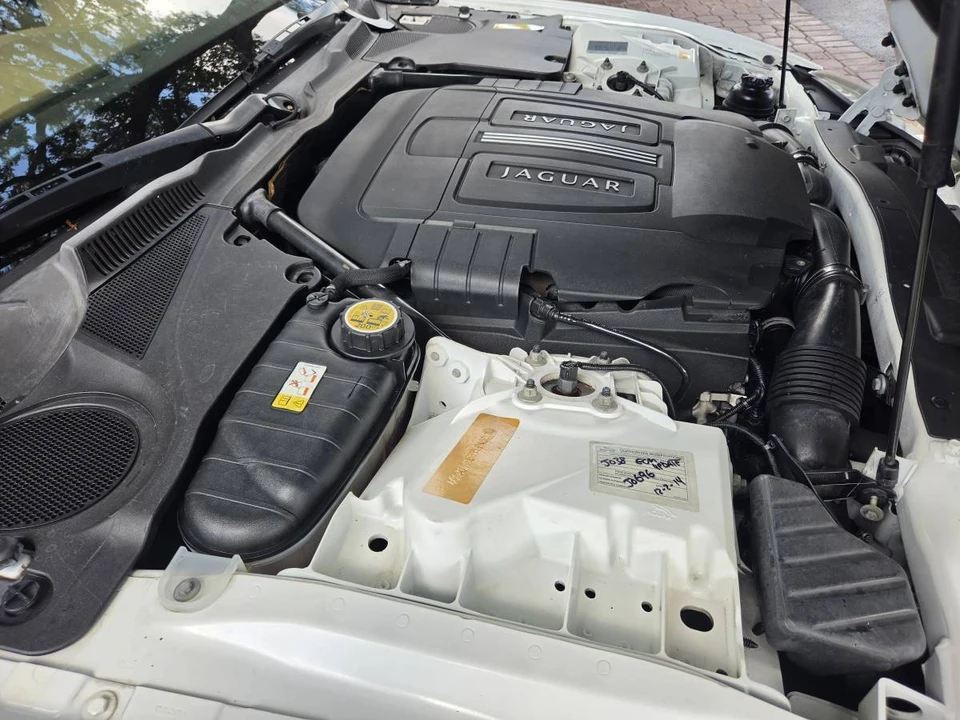 2011 Jaguar X150 XK - Image 17 of 19