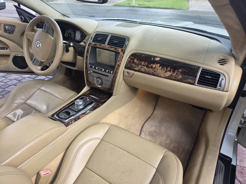 2011 Jaguar X150 XK - Image 10 of 20
