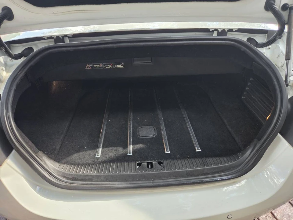2011 Jaguar X150 XK - Image 12 of 20
