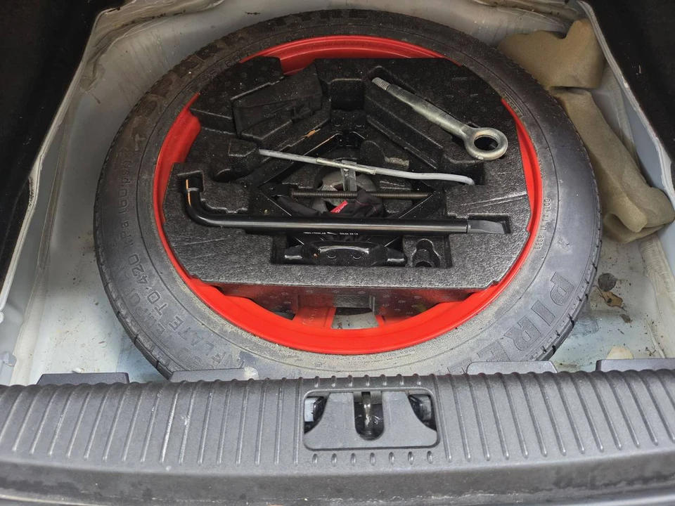 2011 Jaguar X150 XK - Image 13 of 20