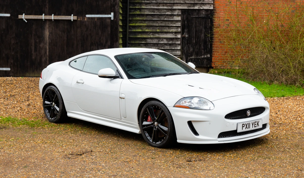 2011 Jaguar X150 XKR - Image 2 of 31