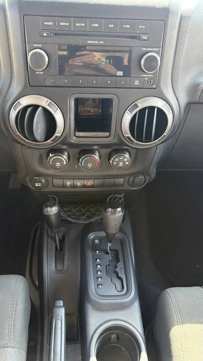 2011 Jeep JK Wrangler - Image 11 of 17