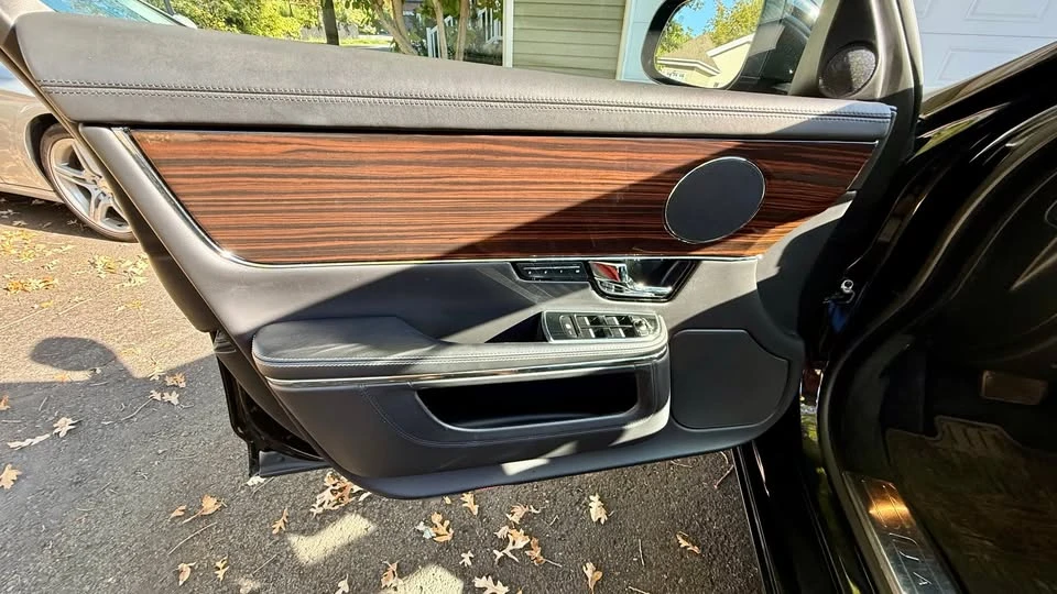 2011 Jaguar X351 XJ - Image 8 of 11