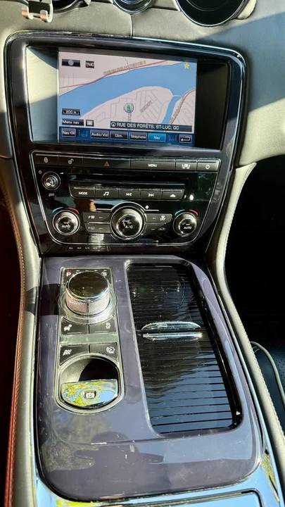 2011 Jaguar X351 XJ - Image 11 of 11