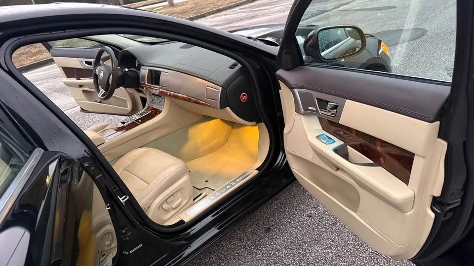 2011 Jaguar X250 XF - Image 10 of 19