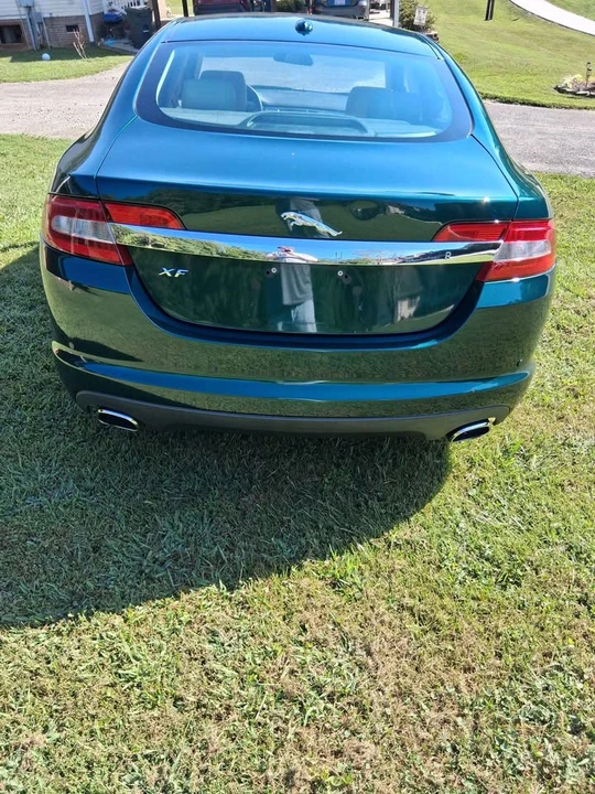 2011 Jaguar - Image 4 of 5