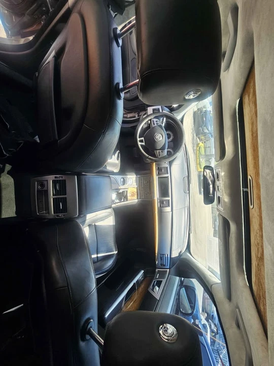 2011 Jaguar XE - Image 6 of 9