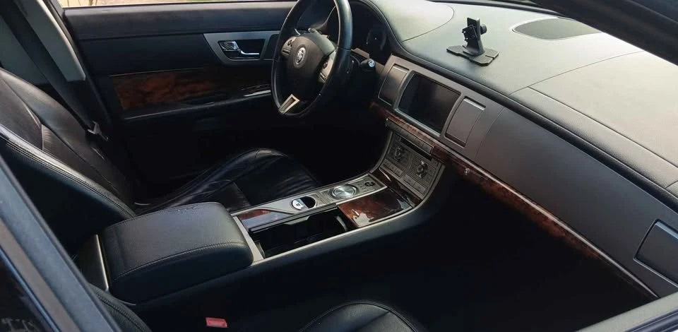 2011 Jaguar X250 XF - Image 3 of 4