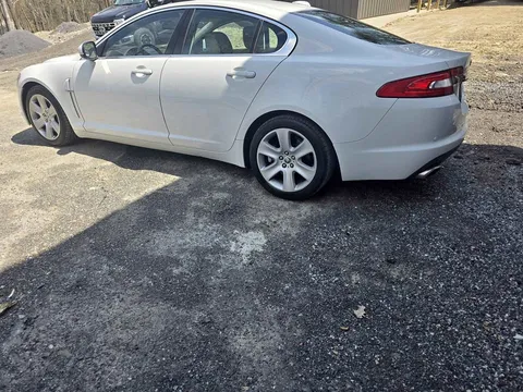 2011 Jaguar XF 20d