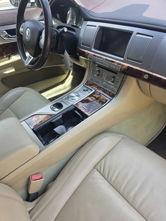2011 Jaguar X250 XF - Image 8 of 10