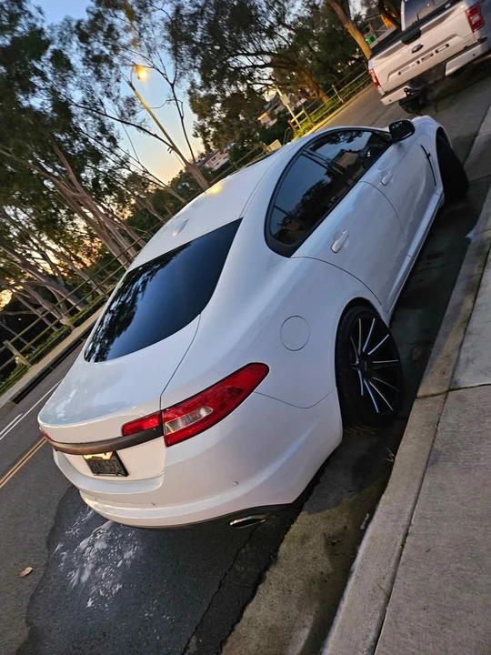 2011 Jaguar X250 XFR - Image 2 of 10