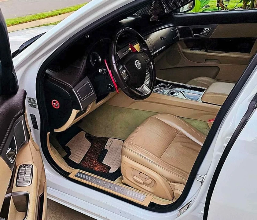 2011 Jaguar X250 XFR - Image 10 of 10