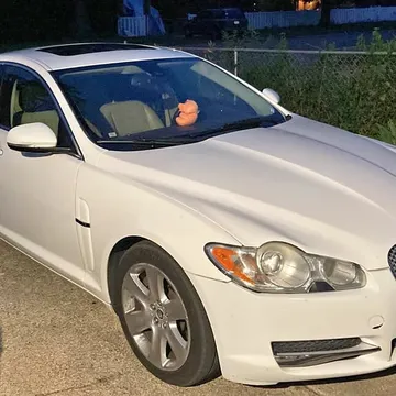 2011 Jaguar XF Luxury Sedan 4D