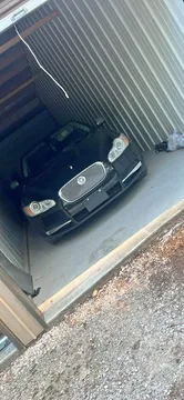 2011 Jaguar XF Luxury Sedan 4D