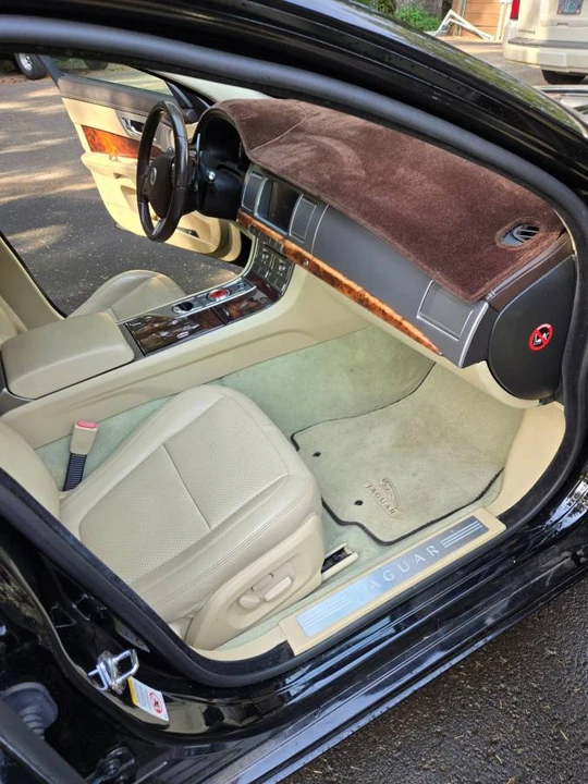 2011 Jaguar X250 XF - Image 5 of 10