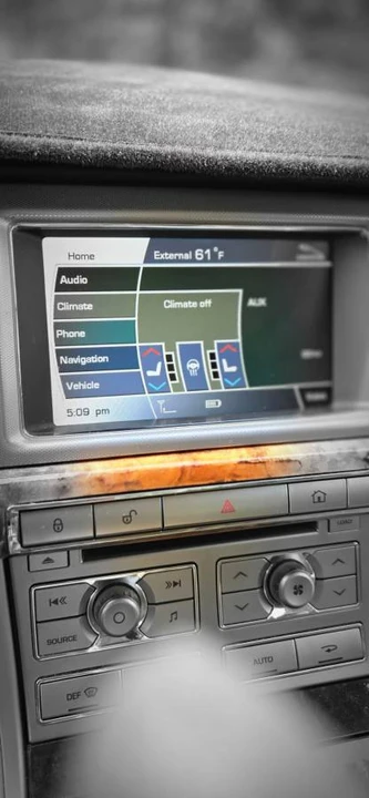 2011 Jaguar X250 XF - Image 7 of 10