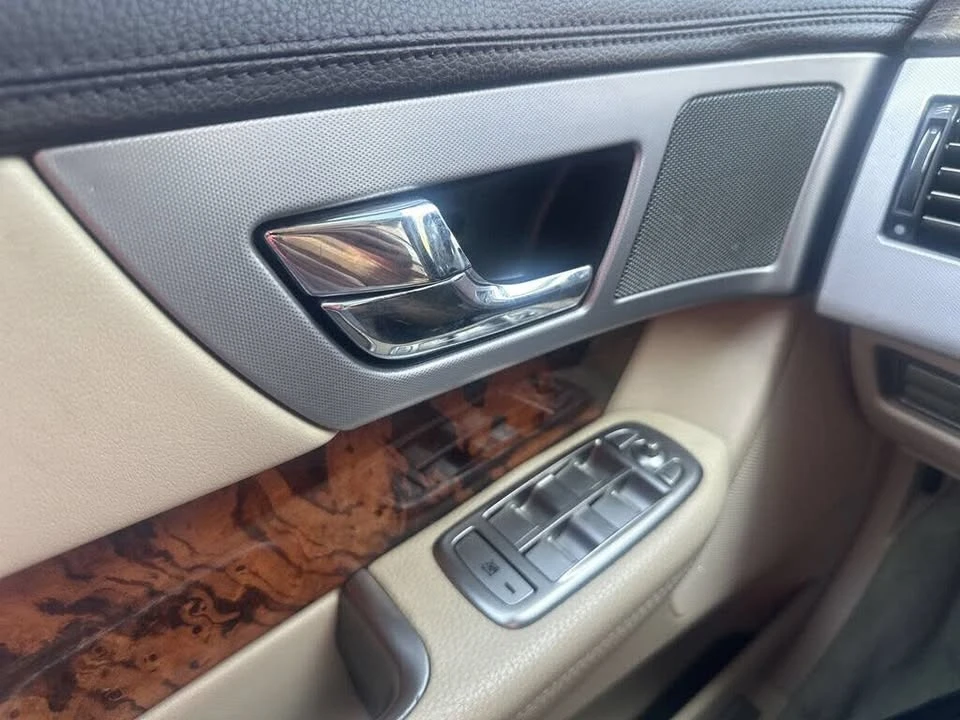 2011 Jaguar X250 XF - Image 9 of 20