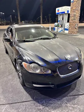 2011 Jaguar XF Premium Luxury Sedan 4D