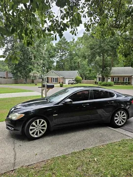 2011 Jaguar XF Premium Luxury Sedan 4D