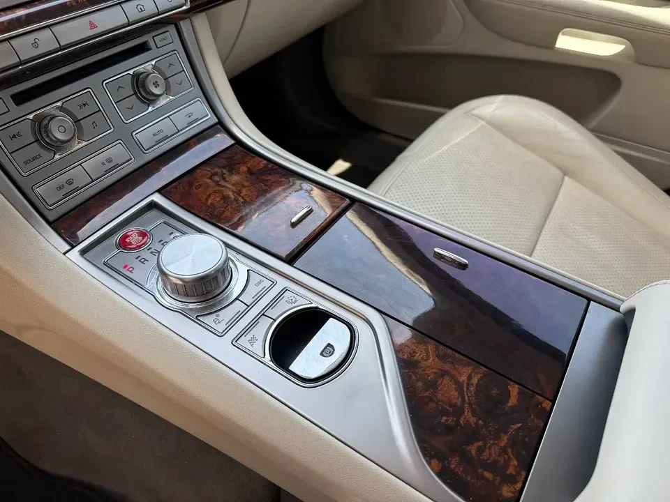 2011 Jaguar X250 XF - Image 11 of 14