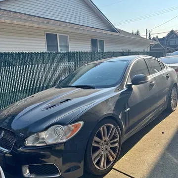 2011 Jaguar XF-R