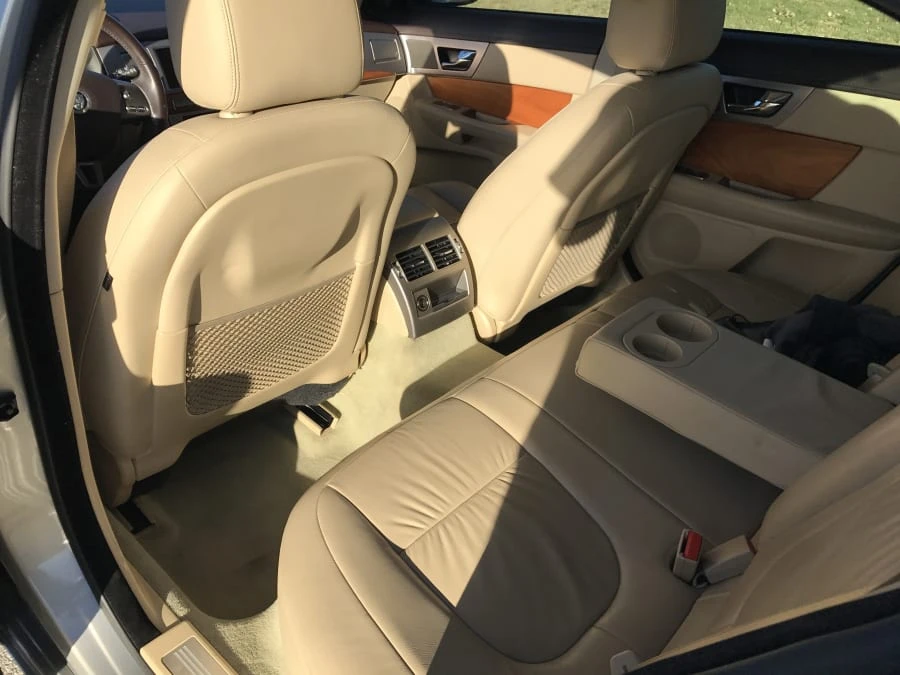 2011 Jaguar X250 XF - Image 5 of 8