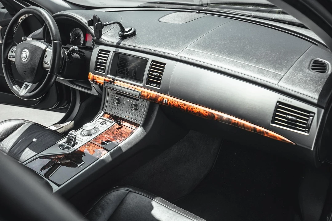 2011 Jaguar X250 XF - Image 29 of 31