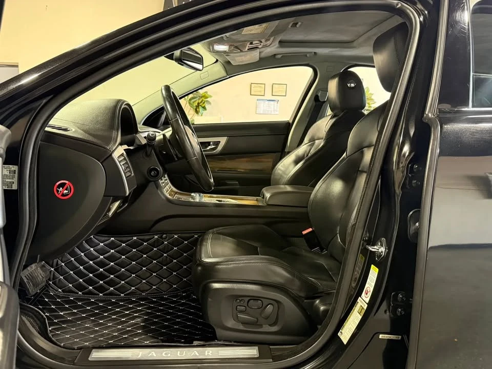 2011 Jaguar X250 XFR - Image 10 of 20