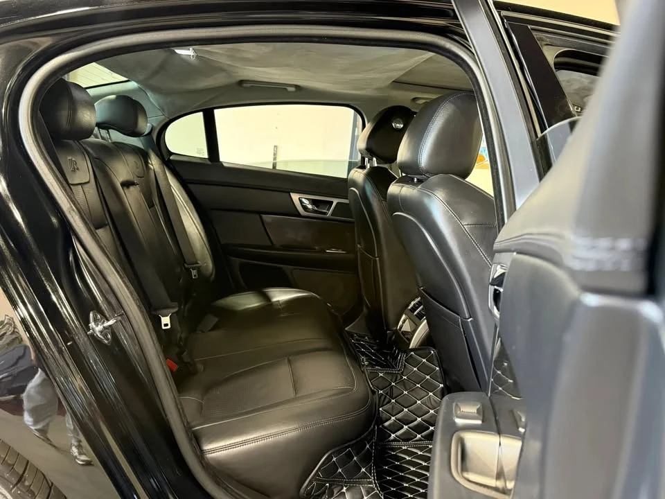 2011 Jaguar X250 XFR - Image 13 of 20