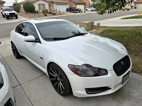 2011 Jaguar XF Sedan 4D