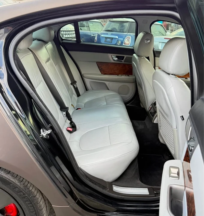 2011 Jaguar X250 XF - Image 16 of 17
