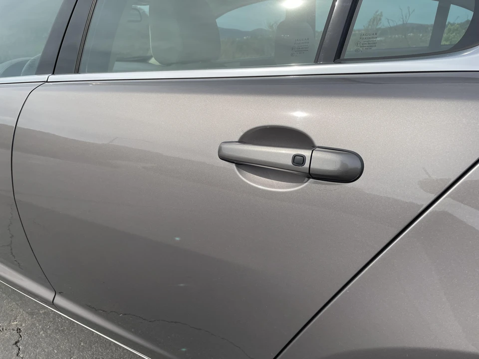 2011 Jaguar X250 XFR - Image 15 of 31