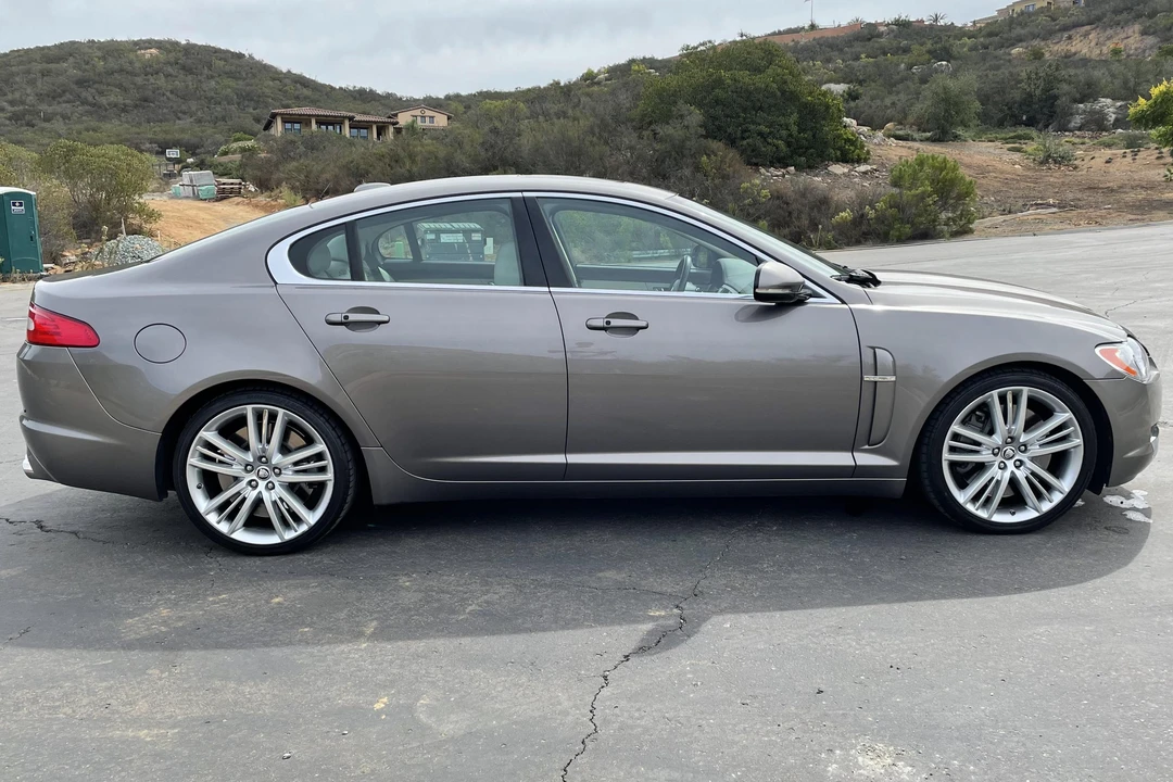 2011 Jaguar X250 XFR - Image 3 of 31