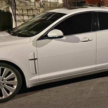 2011 Jaguar XF Sport Sedan 4D