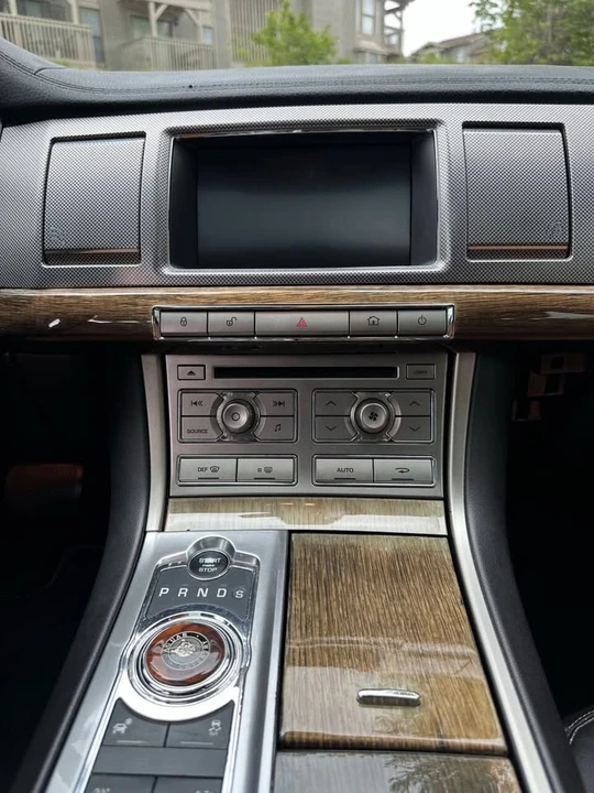 2011 Jaguar X250 XFR - Image 12 of 18