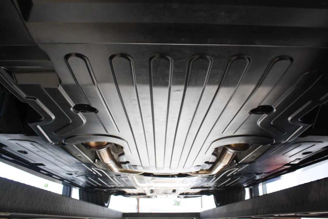 2011 Jaguar X250 XFR - Image 12 of 21