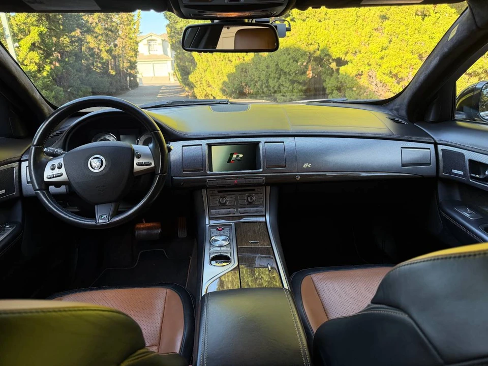 2011 Jaguar X250 XFR - Image 11 of 21