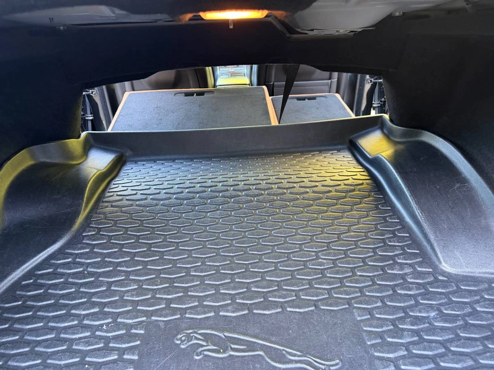 2011 Jaguar X250 XFR - Image 18 of 21
